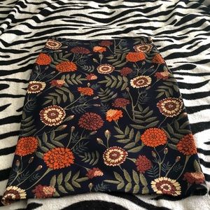 Lularoe Floral Cassie